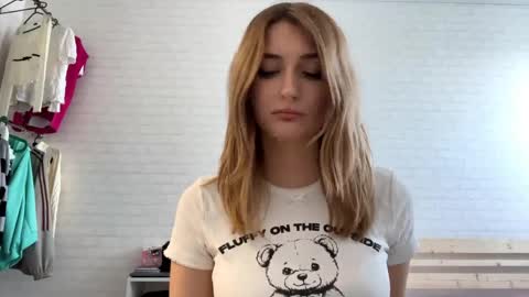 Jenny online show from April 12, 12:31 pm