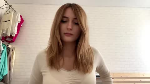 Jenny online show from April 14, 12:52 pm