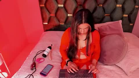 Micki online show from September 10, 11:55 am