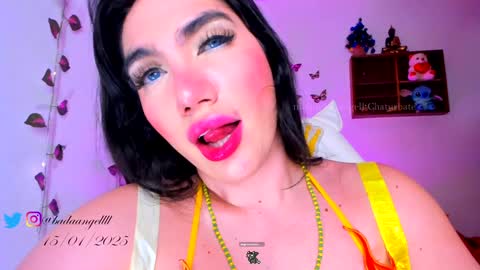 Snapshot of midnight_angell chatting on January 16, 1:16 am       online show from January 16, 1:16 am