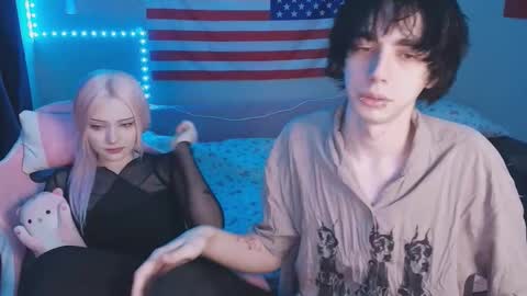 Kai and Angel online show from February 5, 7:28 pm