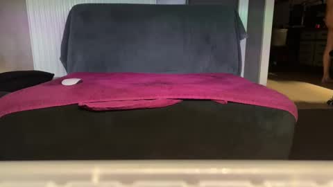 Snapshot of mies35 chatting on January 4, 1:31 am mies35 online show from January 4, 1:31 am