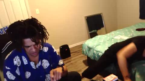 mifriend1998 online show from March 14, 10:19 am