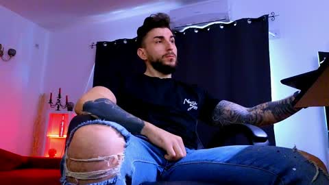 MightyAaron online show from March 22, 8:29 am