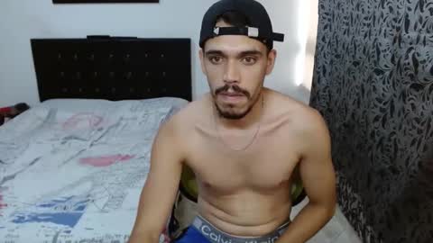 Miguel Eduardo online show from March 30, 9:04 pm