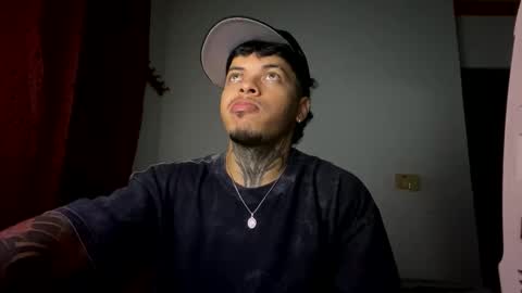 miguelvl01 online show from October 10, 8:31 am