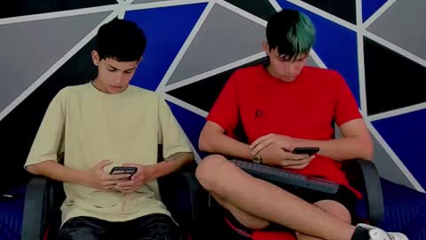 Snapshot of migueyalejo_sweetsex chatting on February 1, 12:07 am migueyalejo sweetsex online show from February 1, 12:07 am