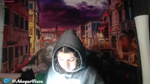 Ma -  online show from October 8, 9:10 pm