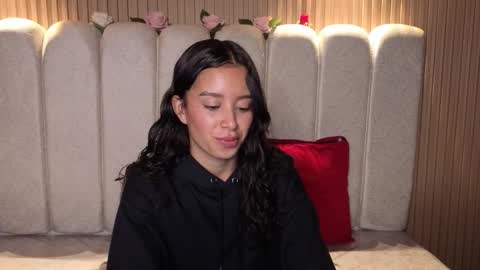 miiaa_evans1 online show from March 11, 1:47 pm