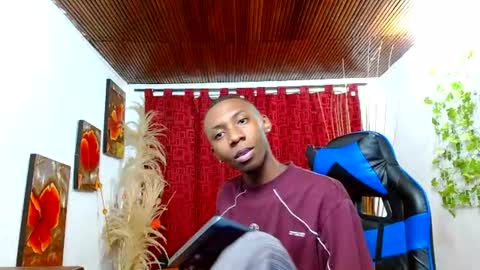 milo online show from February 23, 8:22 pm