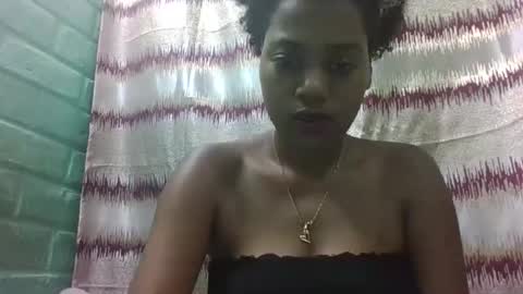 miinah online show from April 3, 7:10 pm