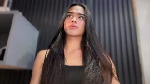 mika_pedersen online show from April 20, 6:33 pm