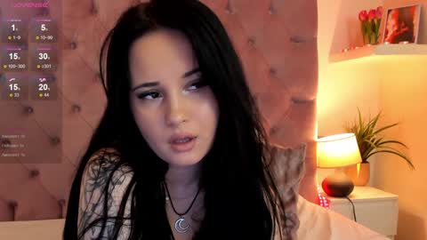  Mika  online show from February 1, 12:51 am