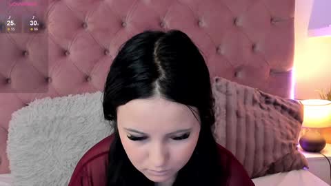  Mika  online show from December 29, 9:20 pm