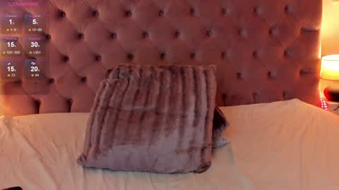  Mika  online show from January 24, 1:56 am