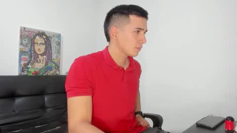 mike3xxx online show from November 4, 3:19 am