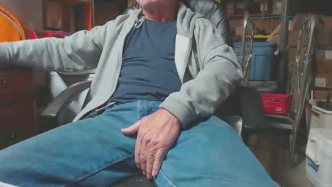 mike694fun online show from January 3, 12:00 am