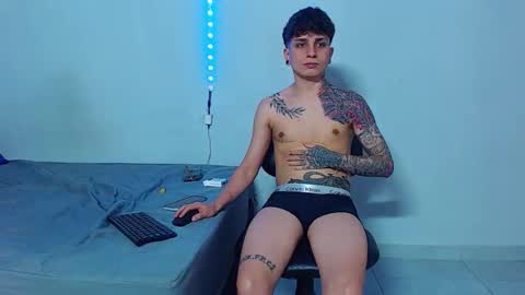 Snapshot of mike777jr chatting on September 12, 2:46 am Mike IMDEPENDIENT MODEL online show from September 12, 2:46 am