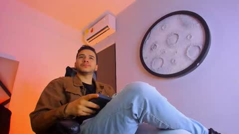 Mike  online show from January 12, 12:01 pm