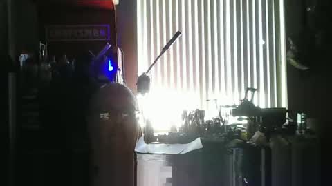 mike_allen4 online show from April 8, 6:00 pm