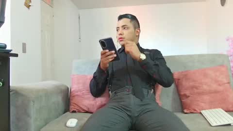 Im Mike online show from February 5, 1:14 pm