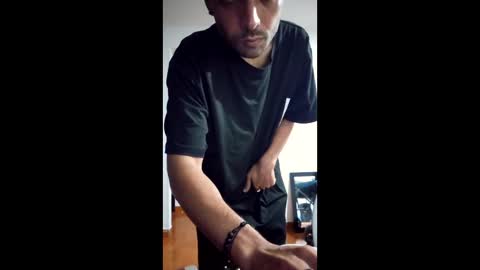 mike_leonrey22 online show from April 22, 5:47 am