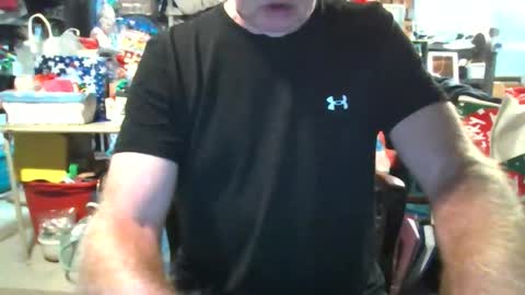 mikeb3200 online show from December 14, 1:06 pm