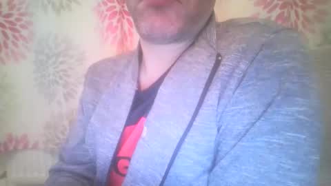 mikehockishuge9 online show from December 15, 12:28 am