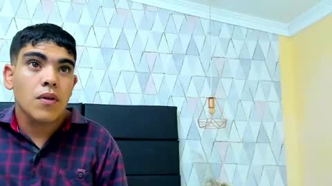 mikehuddson online show from April 19, 12:06 pm