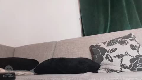 Snapshot of mikelaur chatting on September 29, 8:30 pm MikeLaur online show from September 29, 8:30 pm