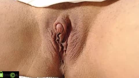 Mikell Williams online show from November 11, 1:57 pm