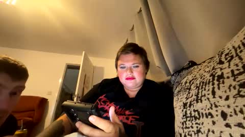 mikew1745 online show from June 8, 9:27 pm