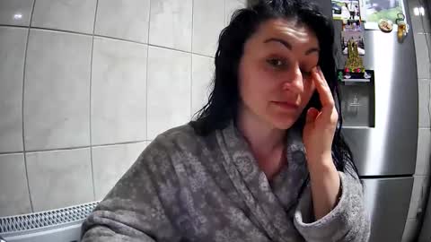 Snapshot of mikyloveu chatting on February 26, 3:21 pm Mikyloveu online show from February 26, 3:21 pm