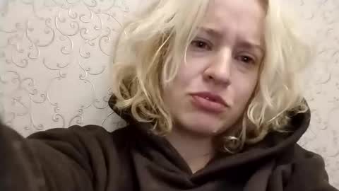 Mila 420 online show from September 10, 9:10 am