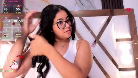 Camila online show from April 22, 7:10 pm