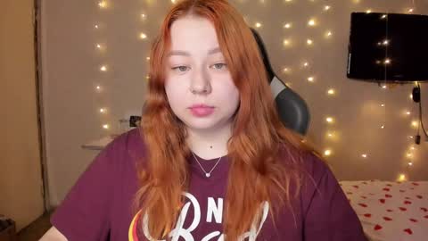 Snapshot of mila_foxxxy chatting on March 3, 10:49 am Mila shy sensual person  online show from March 3, 10:49 am