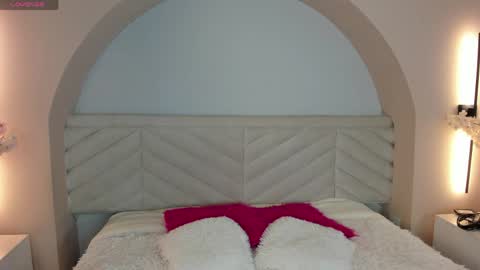 mila_hank online show from April 14, 12:19 pm