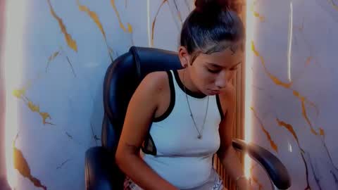 Mila online show from March 18, 1:11 am