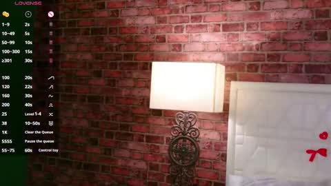 Lisa online show from March 24, 6:36 pm