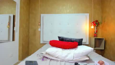          online show from March 3, 8:49 pm