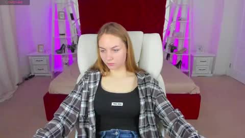 Milla online show from May 30, 5:39 am