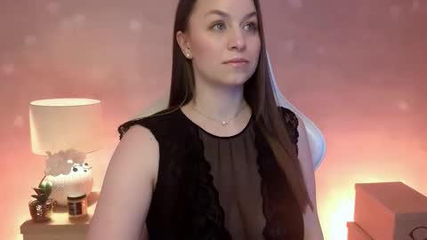 Mila Fleur online show from March 25, 3:08 pm