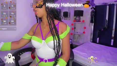 Milenna online show from October 31, 6:03 am