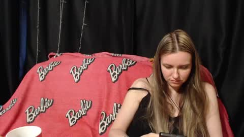 MilAna online show from April 16, 3:45 pm