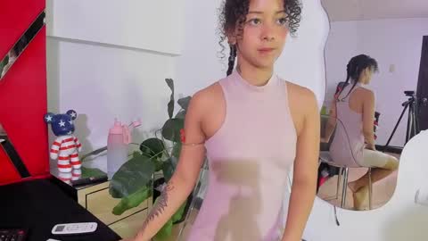 milanx2 online show from September 30, 10:31 pm