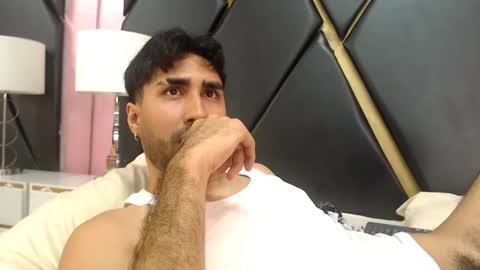 milanzaire online show from October 9, 11:10 pm