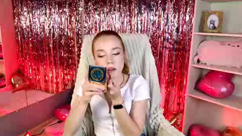 Mila online show from July 7, 9:02 am