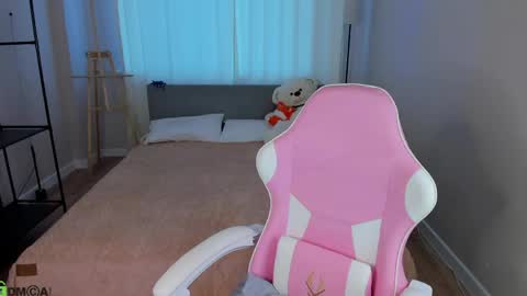 Milena online show from April 23, 1:02 am