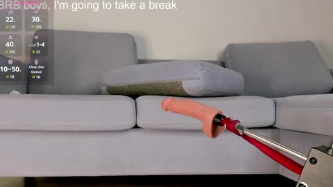 milenalin online show from April 18, 7:58 pm