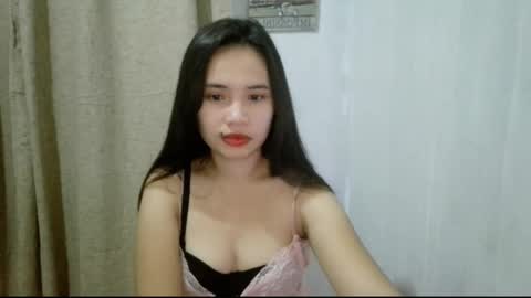 Snapshot of miletera chatting on October 16, 12:27 pm miletera online show from October 16, 12:27 pm